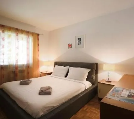 With Parking Space - 27193 شقة *