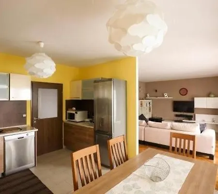 With Parking Space - 27193 Apartman